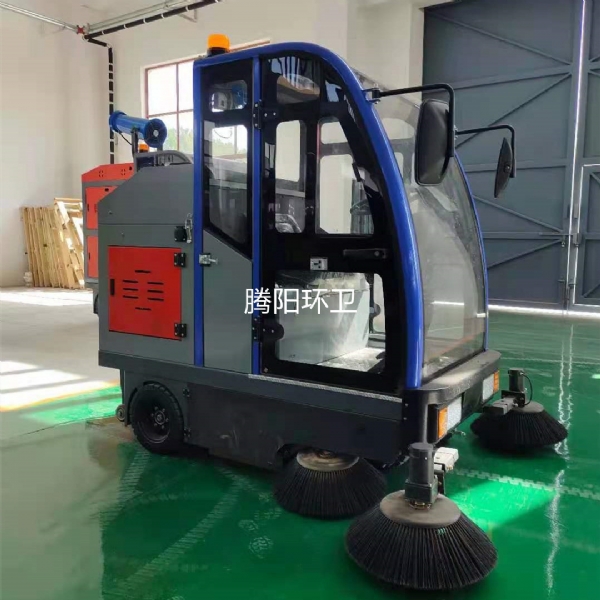 電動掃地車為什么要適時更換剎車油？