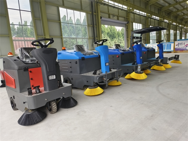 　電動掃地車景區應用優勢