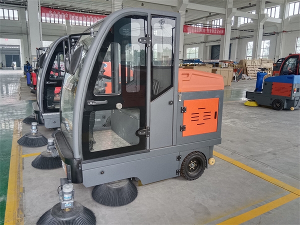 TY-1900掃地車車間使用優勢