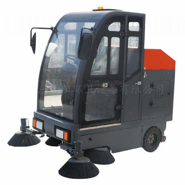TY-2000型掃地車：全封閉設(shè)計如何重塑戶外清潔標(biāo)準(zhǔn)？
