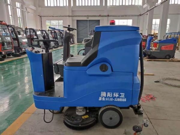 洗地機(jī)選型：從參數(shù)到場景的全面考量